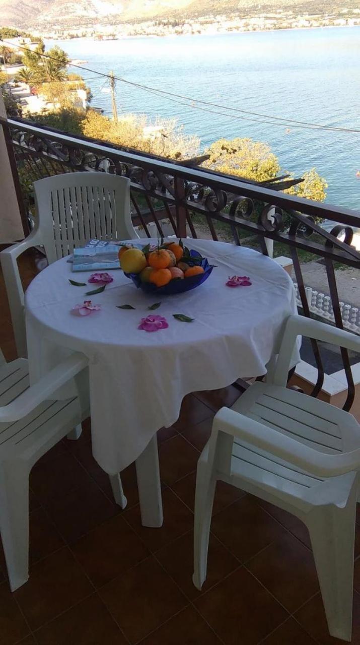 Apartments Vini Trogir Extérieur photo