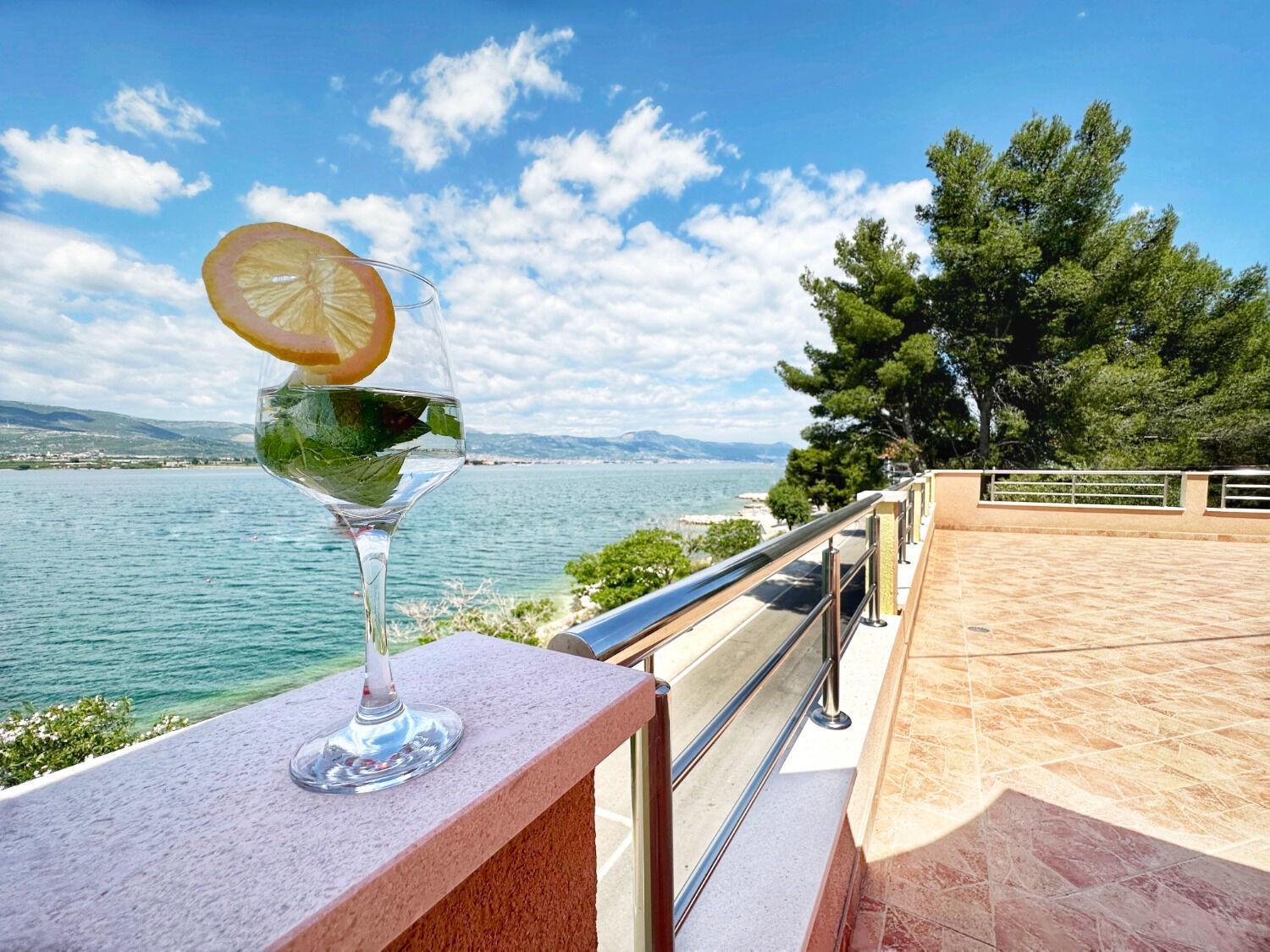Apartments Vini Trogir Extérieur photo