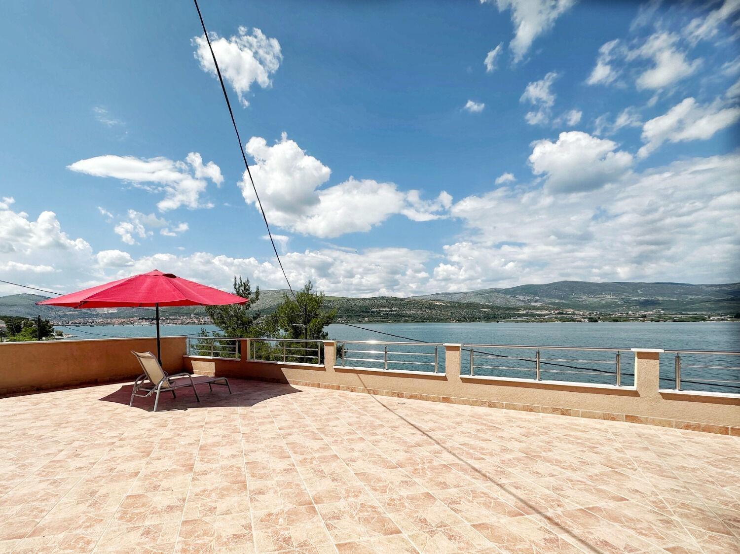 Apartments Vini Trogir Extérieur photo